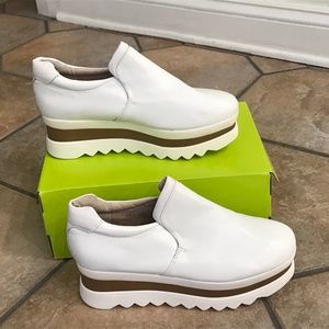 White Flatform Sneakers in Leather, Size 8
